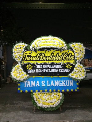 Papan Bunga Duka di 13 Ilir